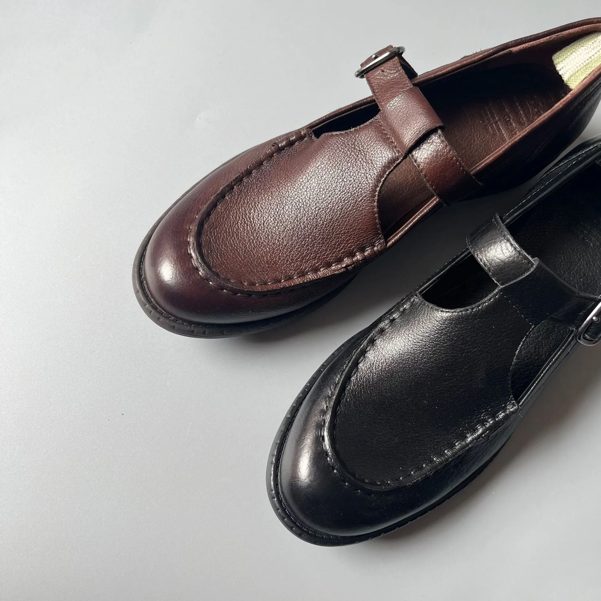 Handmade Soft Leather T-strap Mary Jane Shoes For Women Round Toe in Black/Coffee