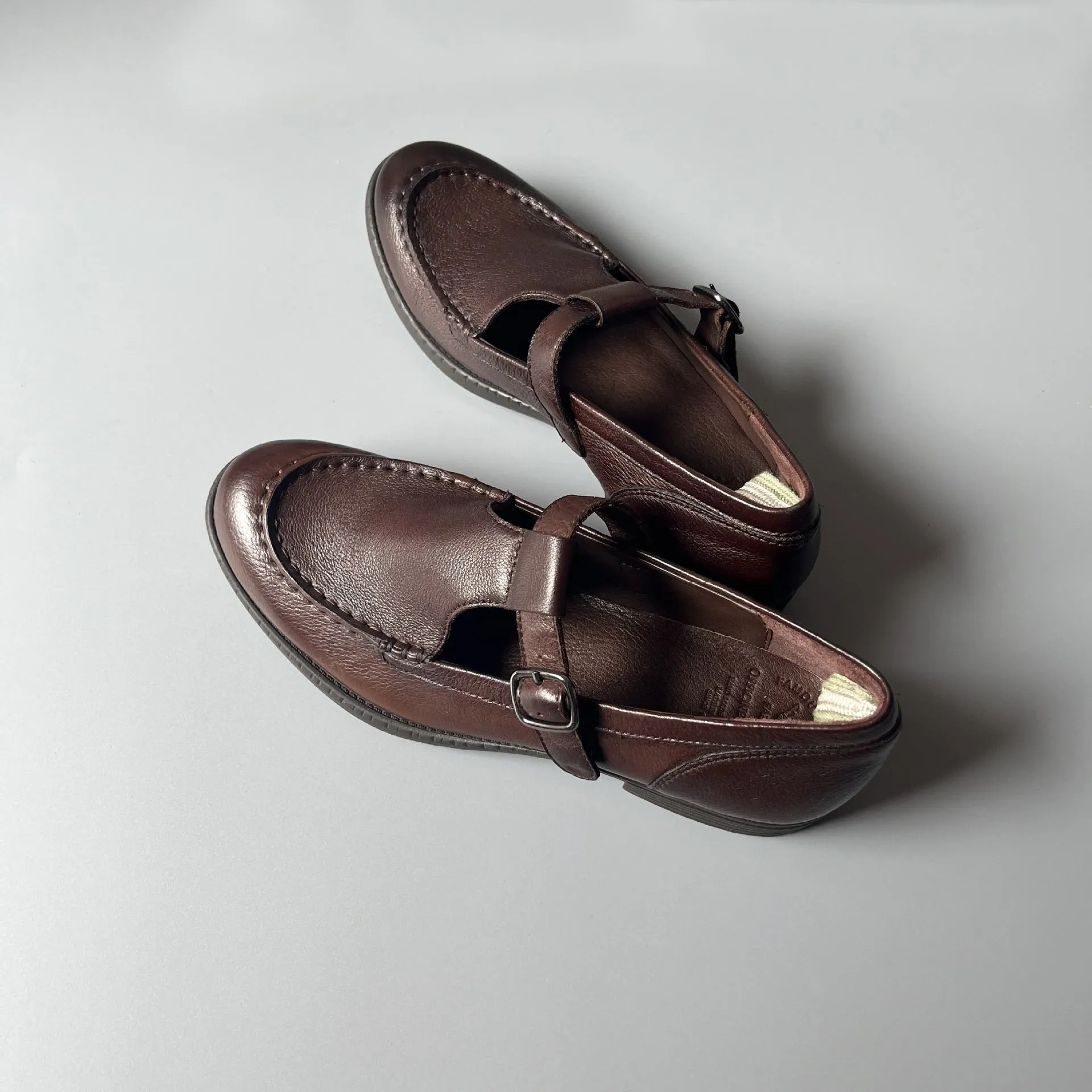 Handmade Soft Leather T-strap Mary Jane Shoes For Women Round Toe in Black/Coffee
